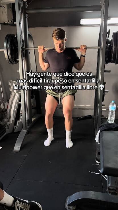 Sentadilla libre vs sentadilla en multipower